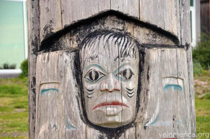 Totem in Skidegate